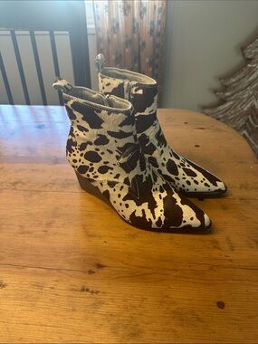 Matisse Brown & White Cow Print Pointed Toe Ankle Boots